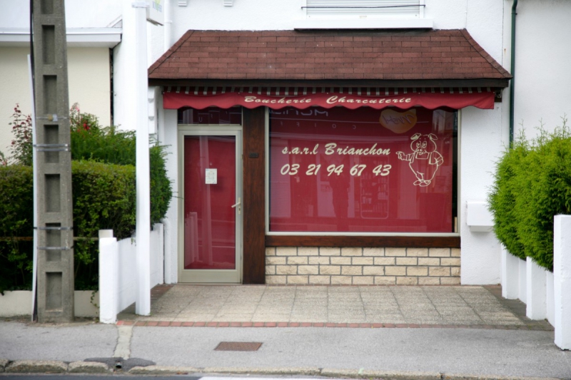 vitrine-VALDEBLORE-min_france_frankreich_commerce_frankrijk_francia_delicatessen_butchery_charcuterie-424328